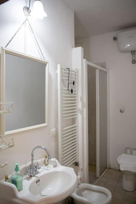 Elegant Apartment Outside Ztl & 10Min From Center Florença Exterior foto